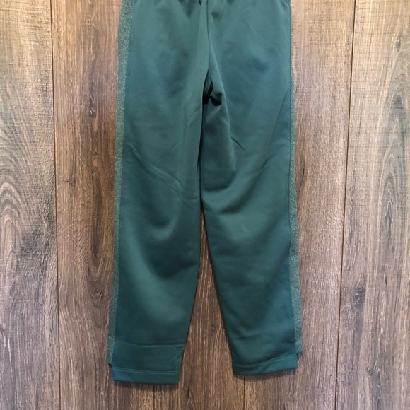 Nike jogger - Picture 2 of 4